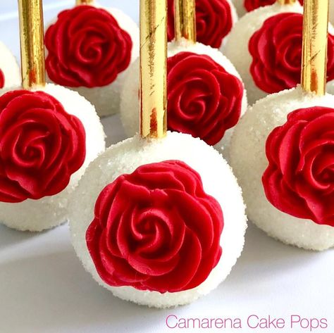 Roses Cupcakes, Rose Cake Pops, Valentine Cake Pop, Cake Pop Designs, Beauty Cakes, Rose Recipes, Rosé Theme, Dessert Recipies, Chocolate Covered Treats