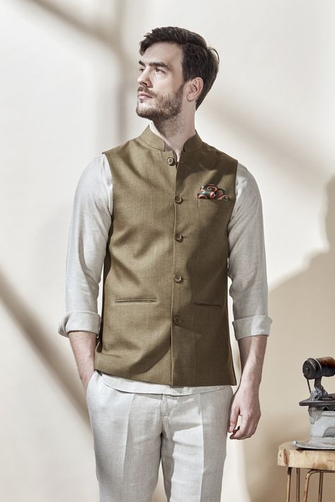 Father Dress For Indian Wedding, Nehru Jacket For Men Wedding Classy, Nehru Jacket For Men Formal, Marriage Suits, Collar Outfits, Nehru Jacket For Men, Indian Jackets, Wedding Kurta, Wedding Kurta For Men