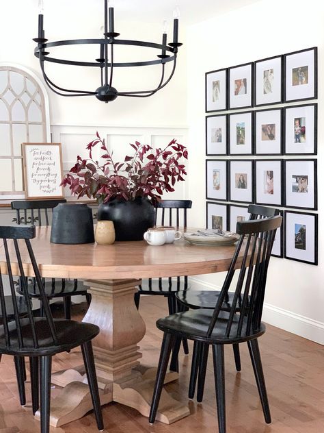 Round Kitchen Table, Round Dining Room, Dining Room Makeover, Dining Room Inspiration, Farmhouse Dining Room, Farmhouse Dining, Dining Room Design, Room Table, Round Dining