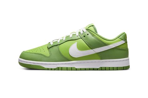 Nike Dunk Low Green White DJ6188-300 Release Date | HYPEBEAST Nike Dunk Low Chlorophyll, Zapatillas Nike Air Force, Nike X Travis Scott, Low Air Jordan 1, Sneakers Vans, Dunks Nike, Nike Sb Dunk, Nike Dunk High, Nike Shox