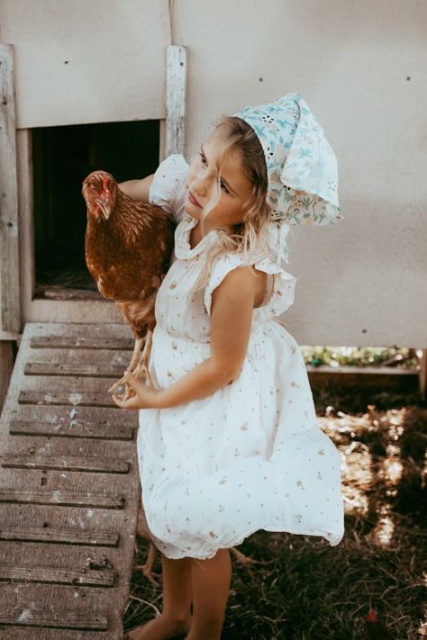 Farm Life Photoshoot in Oklahoma Homestead Photoshoot With Farm Animals, Chicken Coop Photoshoot, Homesteading Photoshoot, Farm Photoshoot Ideas Kids, Farm Animal Photoshoot, Photoshoot With Chickens, Homestead Family Photos, Toddler Photoshoot Ideas Indoor, Homestead Photoshoot