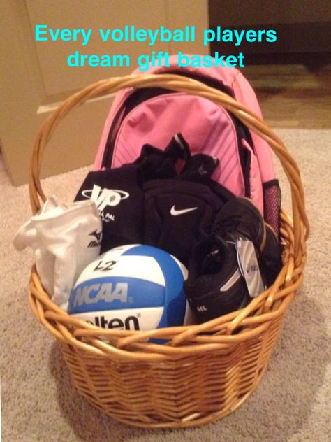 Volleyball Baskets Gift Ideas, Things You Need In Your Volleyball Bag, Stuff To Keep In Your Volleyball Bag, Gift Baskets For Volleyball Coaches, Volleyball Motivation Gifts, Gift Box Ideas, Volleyball Gifts, Gift Basket Ideas, Dream Gift