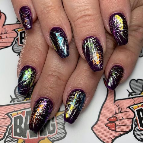 Super Sparkly Nails, Bonfire Night Nails, Firework Nails Design, Fireworks Nails Design, Bonfire Nails, Fireworks Nails, Firework Nail Art, Firework Nails, New Years Eve Nails