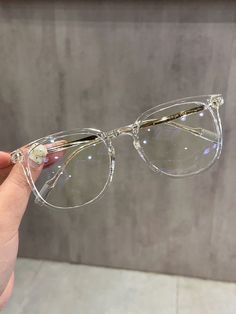 Clear Glasses Frames Women Round Face, Cute Clear Glasses, Clear Glass Frames, Specs Frames Women, Trending Glasses, Clear Frame Glasses, Clear Glasses Frames Women, Cute Glasses Frames, Glasses For Round Faces