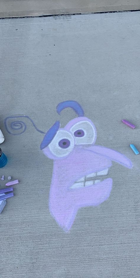 Inside Out Fear Chalk Art Inside Out Chalk Art, Chalk Characters, Inside Out Fear, Easy Chalk Drawings, Chalk Designs, Fun Chalk Art, David Zinn, Chalkboard Calendar, Chalk Ideas