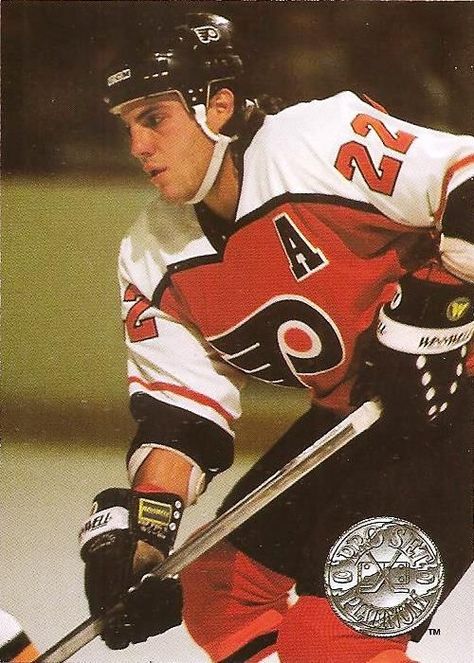 #88 Rick Tocchet Philadelphia Flyers Rick Tocchet, Philadelphia Flyers, Hockey Cards, Hall Of Fame, Philadelphia, Hockey, Platinum, Baseball Cards, Baseball