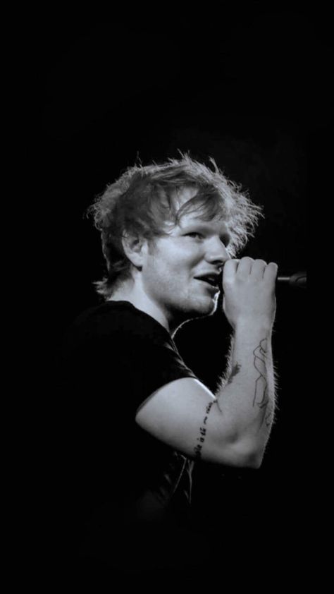 Ed Sheeran Wallpaper Ed Sheeran Wallpaper Iphone, Ed Sheeran Wallpaper Aesthetic, Ed Sheeran Black And White, Ed Sheeran Aesthetic, Ed Sheeran Plus, Ed Sheeran Poster, Ed Sheeran Wallpaper, Ed Shiran, Ed Sheeran Concert