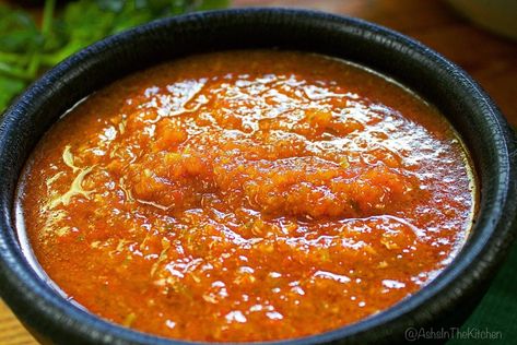 Cantina Style Salsa – Ash's In The Kitchen Restraint Style Salsa, Cantina Style Salsa Recipe, Cantina Salsa Recipe, Salsa Restaurant Style, Casa Ole Salsa Recipe, Salsa Taquera Roja, Garden Preservation, Grocery Store Shelf, Canned Salsa