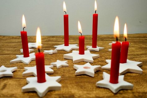 DIY Clay Star Candle Holders Salt Dough Candle Holder, Taper Candle Holders Diy, Making Candle Holders, Homemade Candle Holders, Christmas Candle Holders Diy, Candle Holders Diy, Diy Christmas Projects, Leaf Mason Jar Candle, Diy Candle Holder