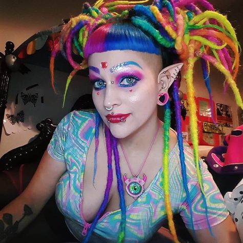 Rainbow Dreads, Colorful Dreadlocks, Cyberpunk Makeup, Cybergoth Style, Cybergoth Fashion, Current Mood Clothing, Rave Fashion, Synthetic Dreads, Cyberpunk Fashion