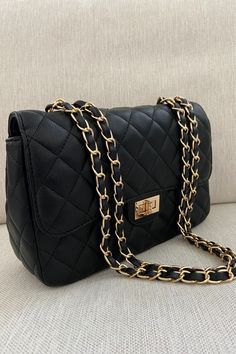 Latest & Exclusive Quilted Lather Hand Bags Collection For Women's | Trend Ideas | Hand Bags Ideas in this video we will discussing about some of the best and latest quilted lather Hans bags collection design and ideas very helpful video so like share and subscribe our channel : ) Black Purse Gold Hardware, Purses And Handbags Black, Black Purse Gold Chain, Black Chain Purse, Black Handbag Aesthetic, Black Purses And Handbags, Black Purse Aesthetic, Black Purse With Gold Chain, Black And Gold Purse