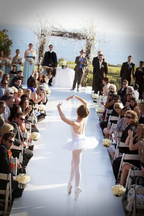 A ballet dancer going down the isle is a charming and beautiful addition to any wedding! Check out these 15 Foolproof Ideas for a Fun Wedding Reception Ballet Wedding, Ballerina Wedding, Ballerina Flower, Daily Photography, Colin Cowie Wedding, Wedding Reception Fun, Golf Club Wedding, Lyrical Dance, Wedding Entertainment