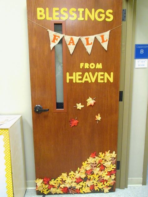 Fall classroom door decoration Sunday School Room Decor, Sunday School Classroom Decor, Fall Classroom Door, Halloween Classroom Door, Sunday School Decorations, Sunday School Rooms, Fall Classroom Decorations, Fall Classroom, Sunday School Classroom