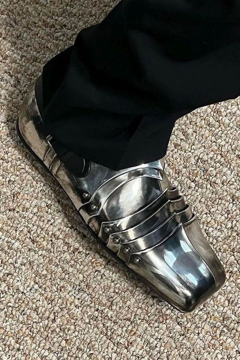 Showcased by a Balenciaga fan on Instagram, the Chevalier Derby is made from laser-cut leather and has been given a painted and polished finish to replicate armor. Armor Boots, Laser Cut Leather, Medieval Fashion, Fashion Design Clothes, 50 Fashion, New Shoes, Madonna, Just In Case, Designer Shoes