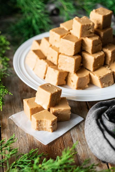 This foolproof, 3 ingredient peanut butter fudge recipe is quick and easy to make! You don't need a candy thermometer to make this rich, delicious fudge from scratch. Pb Fudge With Marshmallow Cream, Fudge From Scratch, Marshmallow Cream Fudge, 3 Ingredient Peanut Butter Fudge, 2 Ingredient Peanut Butter Fudge Recipe, Fudge With Marshmallow Cream, Best Peanut Butter Fudge, Easy Peanut Butter Fudge, Fluffer Nutter