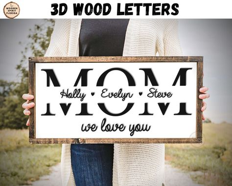 Personalized Mom Gift Custom Mothers Day Gift for Mom Unique - Etsy Turkey Mom Wood Signs, Signs For Mom, Mothers Day Signs, Wood Name Sign, Unique Mothers Day Gifts, Kids Names, I Love You Mom, Wood Painting, Mother's Day Diy