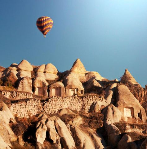 29. Cappadocia, Turkey Turkey Vacation, Turkey Travel Guide, Visit Istanbul, Turkey Tour, Cappadocia Turkey, Red Tour, Turkey Travel, Tourist Spots, Incredible Places