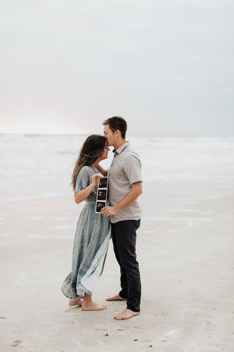 Ultrasound Beach Picture, Sonogram Picture Ideas Beach, Baby Announcement On The Beach, Beach Maternity Photos With Ultrasound, Baby Announcement Beach Pictures, Beach Ultrasound Announcement, Gender Reveal Beach Pictures, Lake Baby Announcement, Gender Reveal Photoshoot Beach