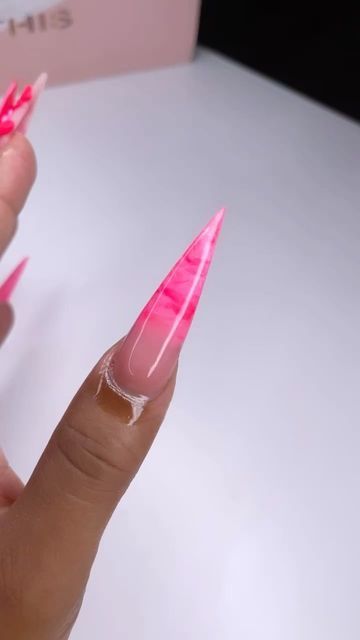 Pink Stilettos Nails, Pink Marble Tip Nails, Pink Stilleto Nail Ideas, Ombre Stilletos Nails, Pink And Pink Nails, Coffin And Stiletto Nails Mixed, Stilleto Nails Long Designs, Pink Stiletto Nails Designs, Long Stiletto Nails Design