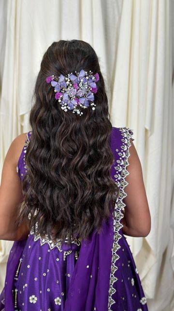 Advance Hairstyles, Hair Goal, Open Hair, Burgundy Evening Dress, Front Hair, Open Hairstyles, Long Hair Wedding Styles, Wavy Hairstyles, Indian Bridal Hairstyles