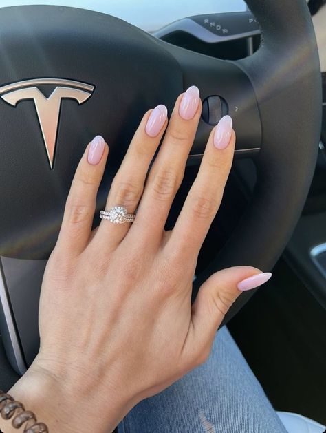 Milky Pink Nails, Engagement Nails, Kutek Disney, Unghie Sfumate, Milky Pink, Milky Nails, Casual Nails, Round Nails, Pink Nail