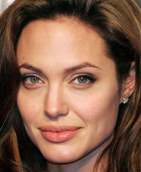 Angelina Jolie Eyes, Angelina Jolie Face, Angie Jolie, Angelina Jolie Photoshoot, Emma Frost Cosplay, Slavic Women, Angelina Jolie Style, Highlights Curly Hair, Youre Like Really Pretty