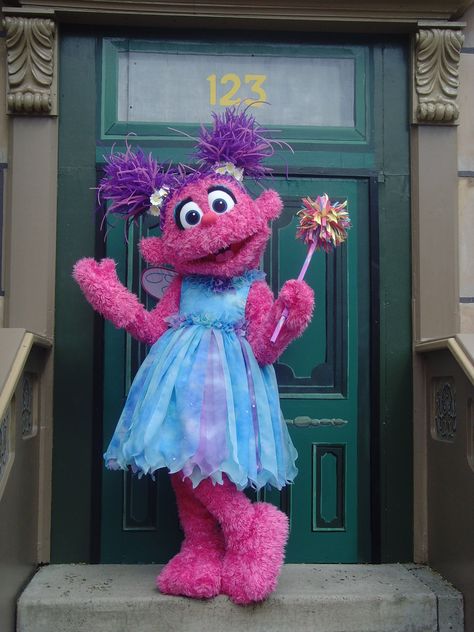 Thinking Grace should be Abby next year for Halloween, with her cute little pigtails!! <3 Abby Cadabby Costume, Christmas Party Costume, Elmo World, Abby Cadabby, Sesame Street Muppets, Elmo Birthday Party, Party Cartoon, Cartoon Costumes, Sesame Street Party