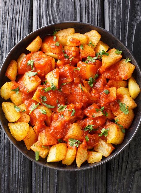 Patatas Bravas (Fiery Potatoes, a Classic Spanish Tapa) Tapas Dishes, Spicy Salsa, Spanish Tapas, Vegan Appetizers, Crispy Potatoes, Spicy Sauce, Potato Dishes, Fried Potatoes, Classic Dishes