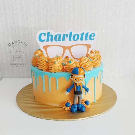 Blippi Buttercream Cake, Patty Cakes, 2 Cake, Buttercream Cake, Yummy Cakes, Cake Designs, Butter Cream, Figurines, Cake