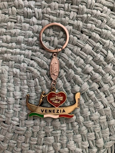 Gondola Boat, Gold Keychain, On A Boat, Metal Keychain, Venice Italy, A Heart, Venice, Highlights, Personalized Items