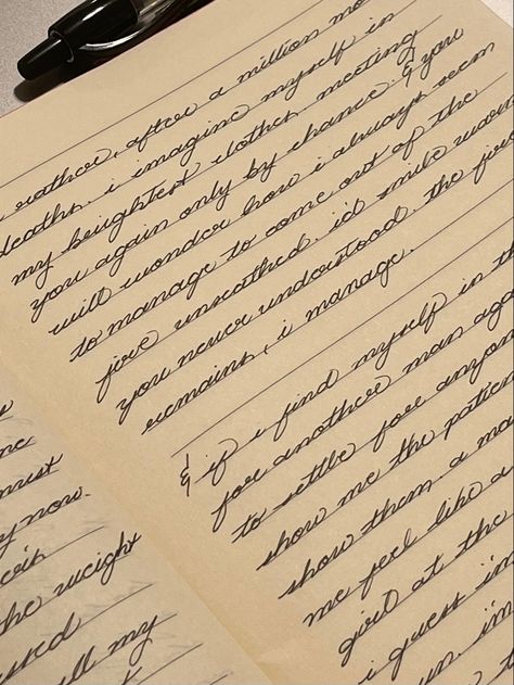 Academia Handwriting, Dark Academia Handwriting, Cursive Handwriting Aesthetic, Neat Cursive Handwriting, Study Aesthetic Dark, Neat Cursive, Handwriting Aesthetic, Letter Cursive, Cursive A