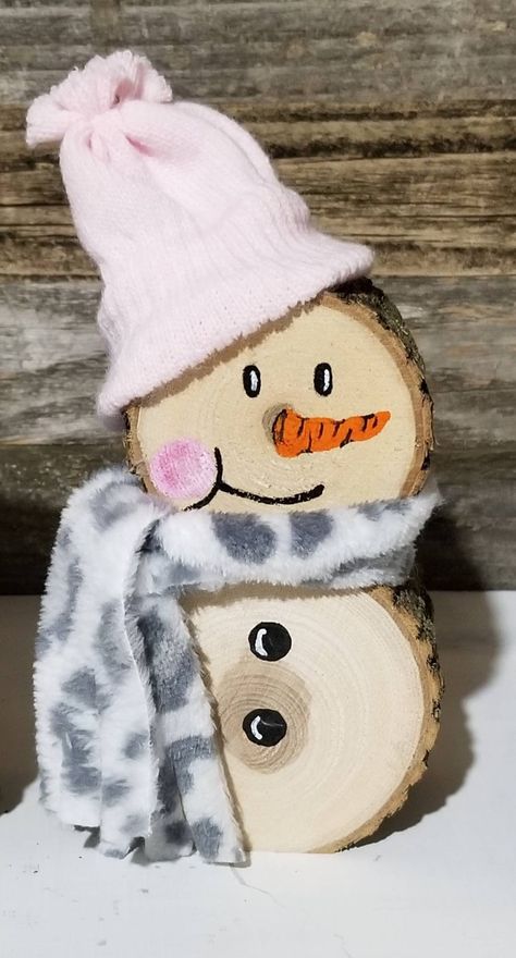 Birch Wood Snowman, Log Snowman Diy Wood Slices, Wood Snowman Ornaments, Handmade Ornaments Christmas, Wood Slice Snowman, Log Snowman, Wood Log Crafts, Handmade Snowman, Christmas Diy Wood