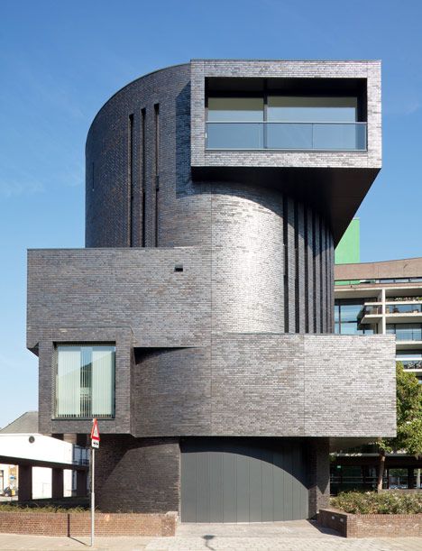 Duikklok by Bedaux de Brouwer Architecten Famous Architects Buildings, Amazing Brickwork, Cylindrical Architecture, Cylindrical Building, Symmetrical Architecture, Building Analysis, Progressive Architecture, Grey Brick Houses, Circular Buildings