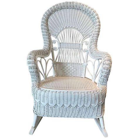 1920s Furniture, White Wicker Chair, Platform Rocker, Painting Wicker Furniture, Wicker Rocker, Wicker Rocking Chair, Wicker Armchair, Modern Rocking Chair, Heywood Wakefield