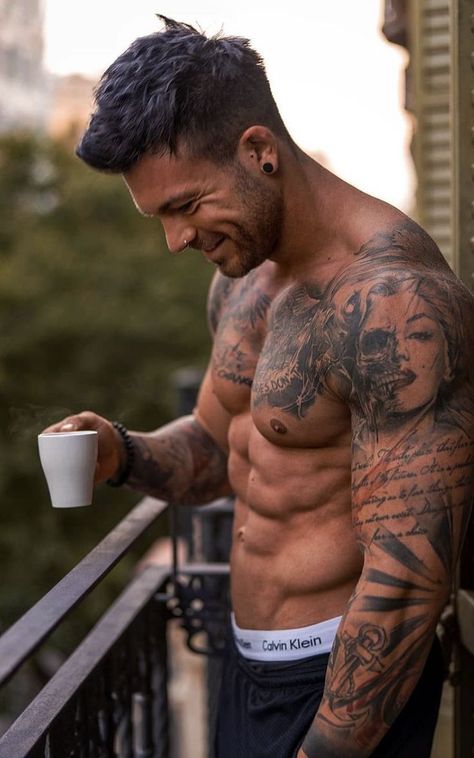 Chest And Shoulder Workout, Tatted Guys, Tatted Men, Tattoo Inspiration Men, Best Sleeve Tattoos, Inked Men, Chest Workouts, Arm Tattoos For Guys, Tattoo Sleeve Men