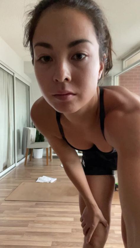 FITNESS COACH - Beverley Cheng on Instagram: “Go give @abby some love for joining me in today’s workout!” Beverley Cheng, Pilates Barre, Fitness Coach, Pilates, Instagram Profile, On Instagram, Instagram