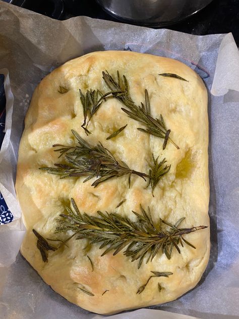 Rosemary Aesthetic, Bread Aesthetic, Focaccia Bread, Rosemary, Bread, Baking, Ethnic Recipes, Health