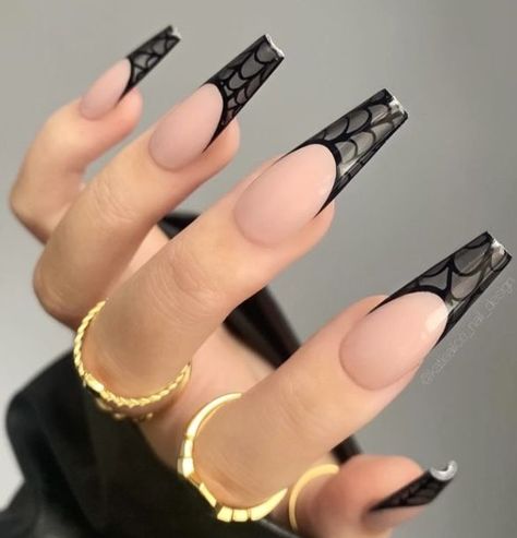 Spooky nails, acrylic nails, coffin nails, long nails, nails, french web nails, spooky Halloween nails, nail art , black nails, black arylic nails Tie And Dye Dress, Ongles Goth, Spooky Halloween Nails, Nails Spooky, Ballerina Acrylic Nails, Fail Nails, Horror Nails, Sheer Nails, Witch Nails