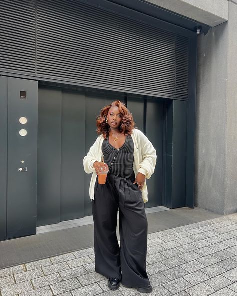 office siren core? @boohoo Plus Size Office Siren, Office Siren Plus Size, Office Siren Outfits Winter, Monster Oc, Instagram Office, Siren Core, Corporate Baddie, Office Siren, March 30