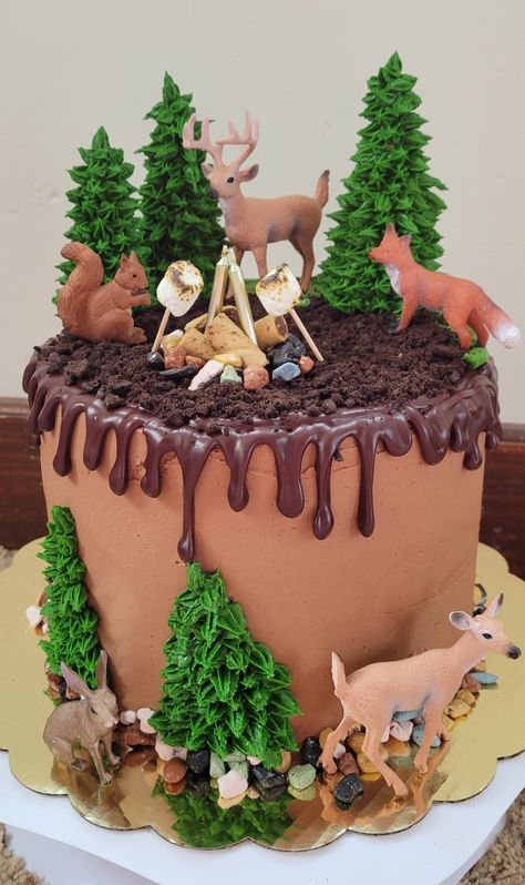 Chocolate Forest Cake, Forest Theme Cake For Kids, Forest Cake Ideas, Forest Themed Cake, Camping Cake Ideas, Forest Animals Cake, Forest Animal Cake, Forest Birthday Cake, Forest Theme Cakes