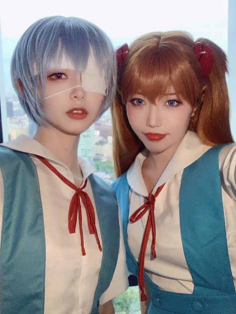 Girl Cosplay Ideas, Matching Cosplay, Asuka Cosplay, Evangelion Cosplay, Cosplay Couple, Couple Cosplay, Anime Cosplay Ideas, Neon Evangelion, Rei Ayanami