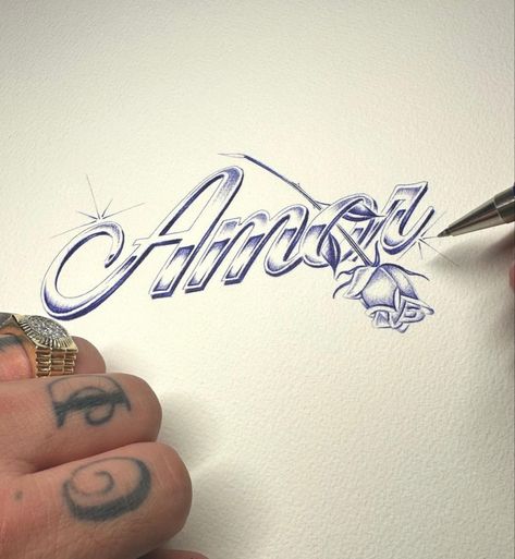 Two Letter Tattoo, Ballpoint Pen Tattoo Flash, Flash Tattoo Lettering, Amor Tattoo Fonts Words, Chicano Tattoo Flash, Chicano Pen Art, Ink Pen Tattoo, Tattoo Font Ideas, Pen Fonts