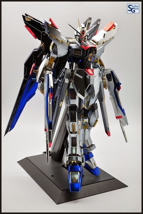 GUNDAM GUY: PG 1/60 Strike Freedom Gundam [Extra Coating Finish Ver.] Perfect Strike Gundam, Gundam Strike, Strike Freedom Gundam, Mg Gundam, Anime Statues, Freedom Gundam, Survival Project, Strike Gundam, Survival Shelter