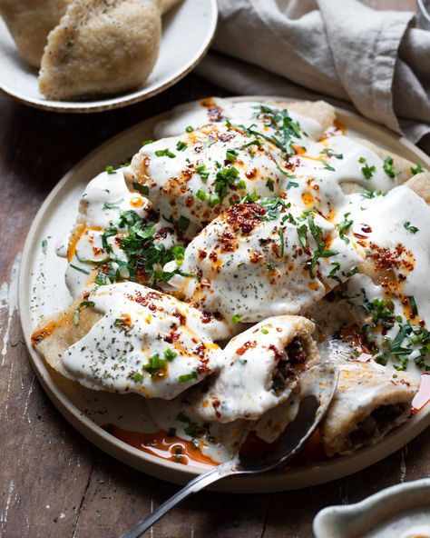 Kutilk means stuffed dumplings in Kurdish and they can be made in many ways. Learn how to make your own authentic vegan Kurdish kutilk here. Lebanese Recipes Authentic, Kurdish Cuisine, Chaldean Recipe, Chili Butter, Stuffed Dumplings, Mint Yogurt Sauce, Kurdish Food, Kfc Recipe, Mint Yogurt