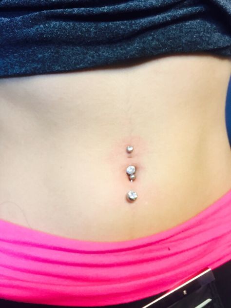 Double belly piercing Chubby Belly Button Piercing, 2 Belly Button Piercings, Piercing Care Tips, Double Belly Button Piercing, Belly Button Piercing Care, Infected Belly Button, Body Piercing Ideas, Double Belly Piercing, Hip Piercings