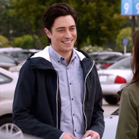 Jonah Simms Icons, Jonah Simms Superstore, Superstore Jonah, Jonah Superstore, Jonah Simms, Superstore Tv, Profile Reference, Ben Feldman, America Ferrera