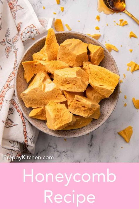 Honey Comb Candy Sea Foam, Honeycomb Candy With Honey, Honey Comb Candy Recipes, Honey Comb Recipe Homemade, Honeycomb Candy Recipe, Sponge Toffee Recipe, Sponge Toffee, Homemade Honeycomb, Honey Cone