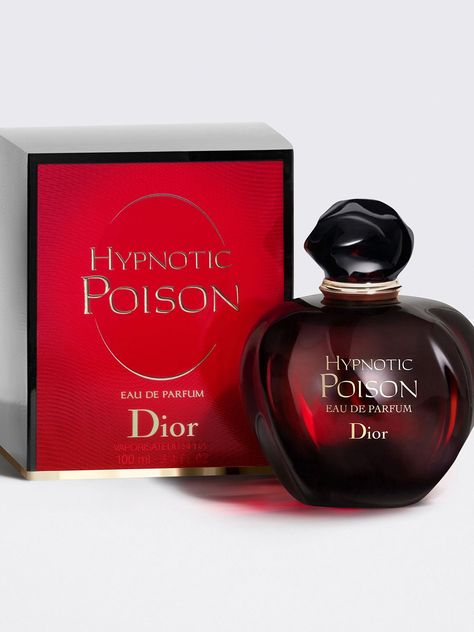 Seeped in extreme natural tones, Hypnotic Poison Eau de Parfum draws its strength from powerful absolutes.  The lush charm of sambac jasmine absolute mingled with a welcoming orange blossom absolute is wrapped in smooth, intensely evocative tonka bean. The round licorice note behind the seductiveness of Hypnotic Poison is boosted to new, bolder heights.    It creates irresistible appeal empowered by the vanilla, an immediate sign of gratitude. An atmosphere of total deliciousness Hypnotic Poison Dior, Christian Dior Hypnotic Poison, Poison Perfume, Perfume Dior, Dior Perfume, Perfume Store, Vanilla Fragrance, Luxury Perfume, Perfume Brands