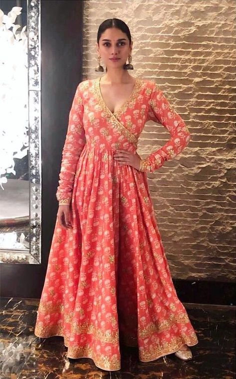 Banarasi Gown, Aditi Rao Hydari, Aditi Rao, Indian Designer Suits, Indian Gowns Dresses, Indian Gowns, Ethnic Outfits, Party Wear Indian Dresses, Dress Indian Style