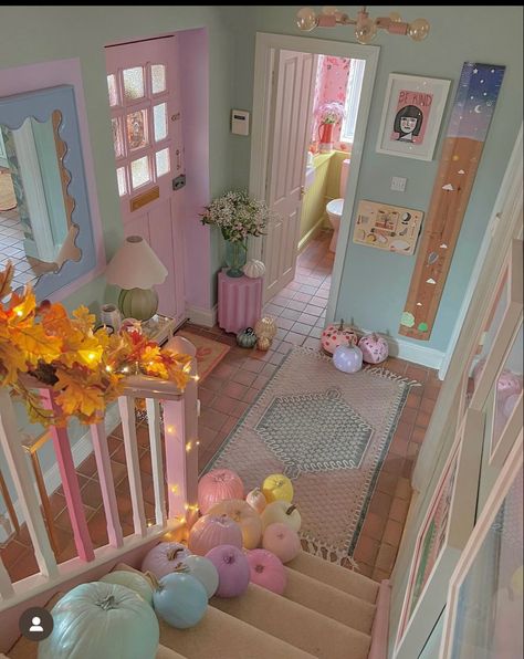 Deco Pastel, Rainbow House, Pastel Home Decor, Boy Newborn, Pastel House, Pastel Room, Casa Vintage, Cute Room Ideas, Dream House Rooms